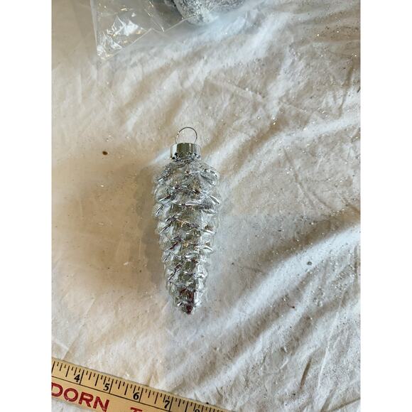 13- Silver 6” Acorn & Pinecone Shatterproof Ornaments Faux Mercury Glass EUC - Picture 5 of 10